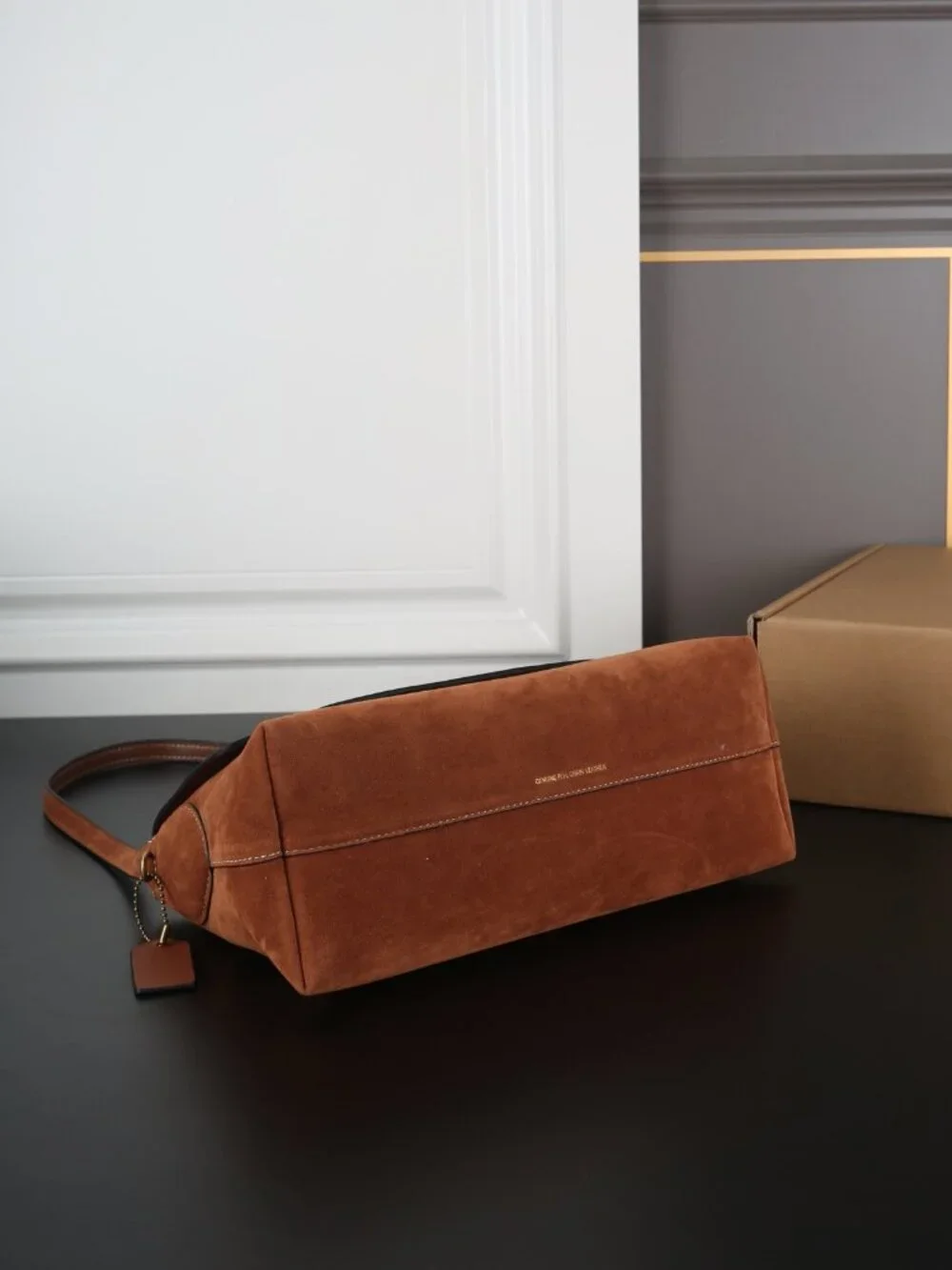 Coach Chelsea Shoulder Bag 30